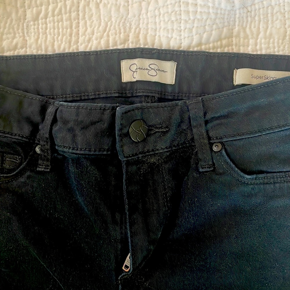 Jessica Simpson black super skinny size 4/27